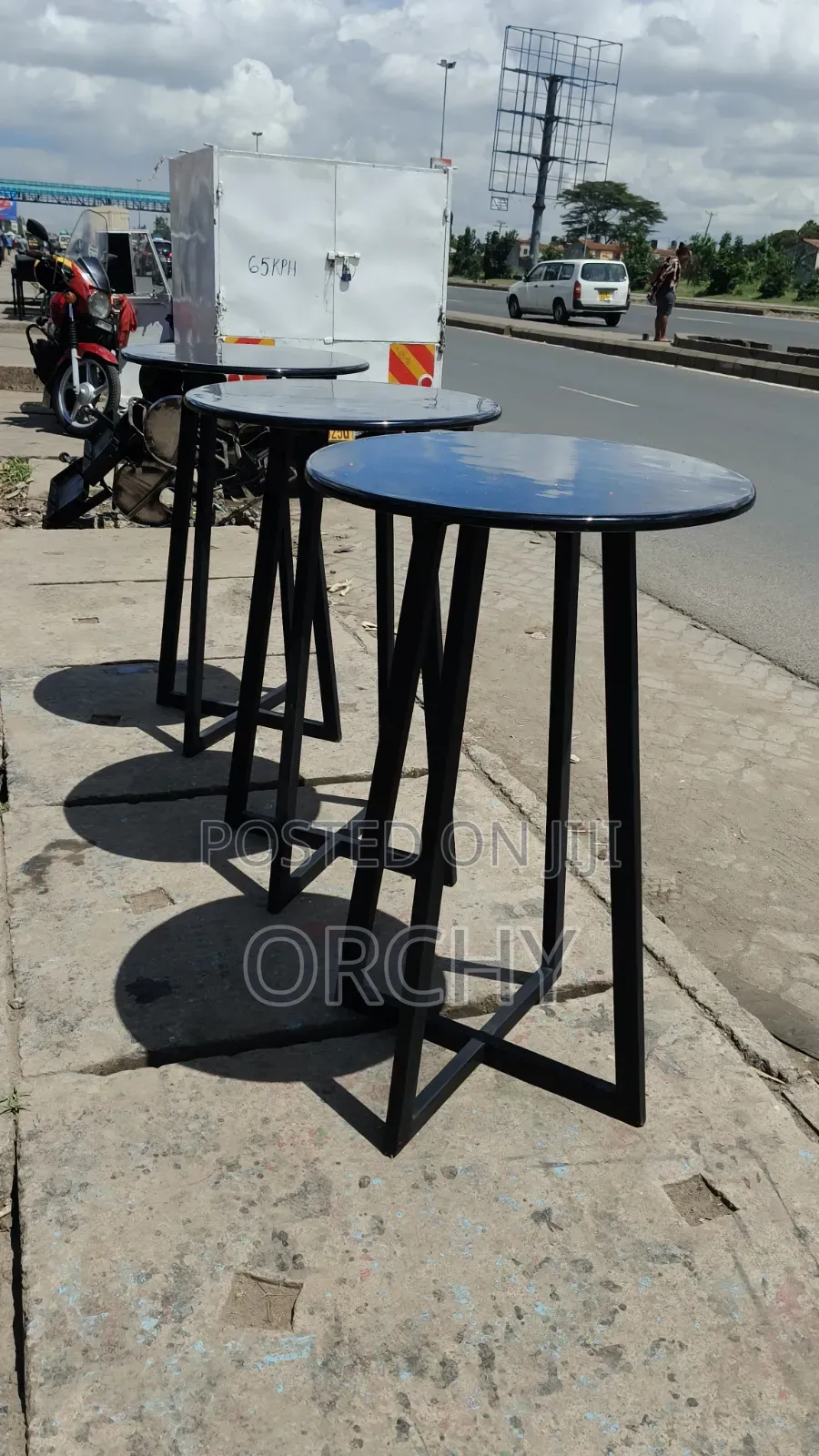 Cocktail Table
