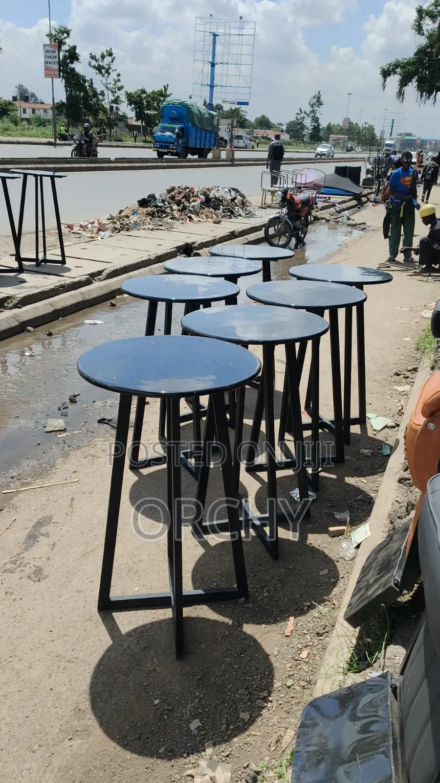 Cocktail Table