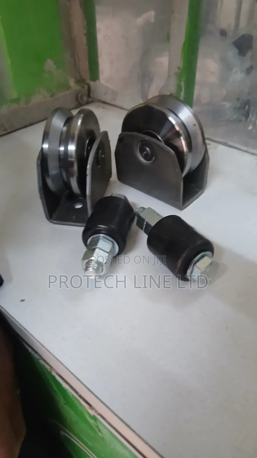 U Groove Gate Wheels