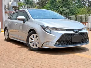 Toyota Corolla 2018 Silver