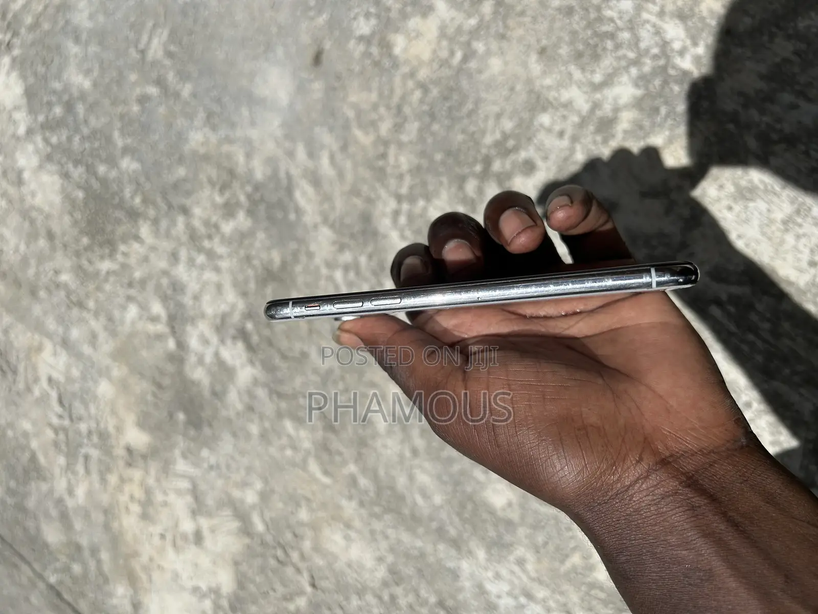 Apple iPhone X 64 GB White