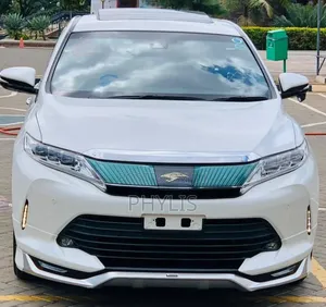Toyota Harrier 2.0 2019 White