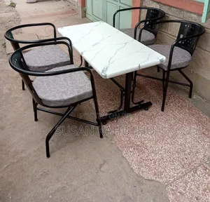 Debonair Restaurant Set