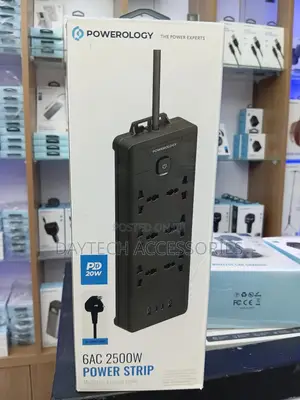 Powerology Power Strip 6-Outlet 2500w Ac + 2 Usb-C Pd 20w + 2 Usb-A.