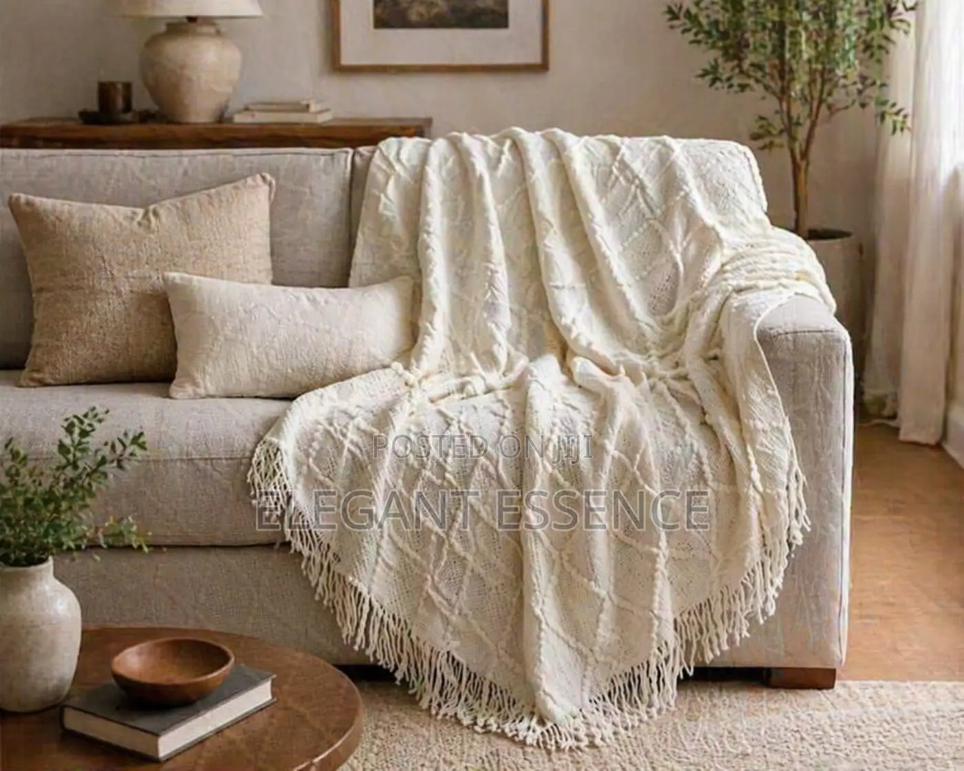 *Decorative Knitted Throw Blankets*