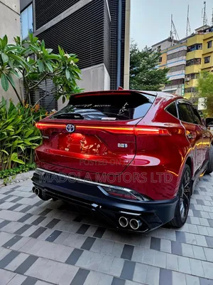 Toyota Harrier 2.5 Hybrid GR Sport 2020 Red