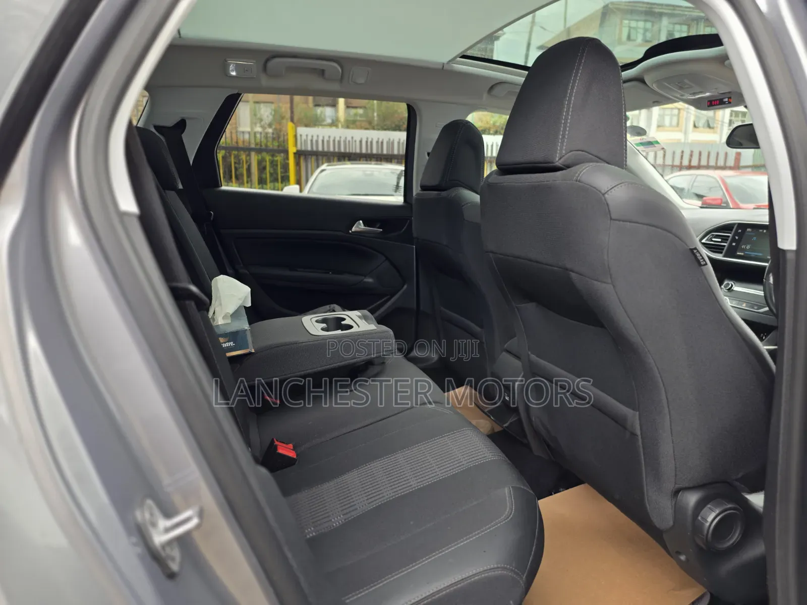Peugeot 308 2019 Silver