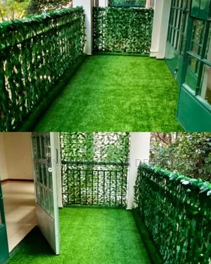 Artificial Grass Carpets With Privacy Balcony Fence