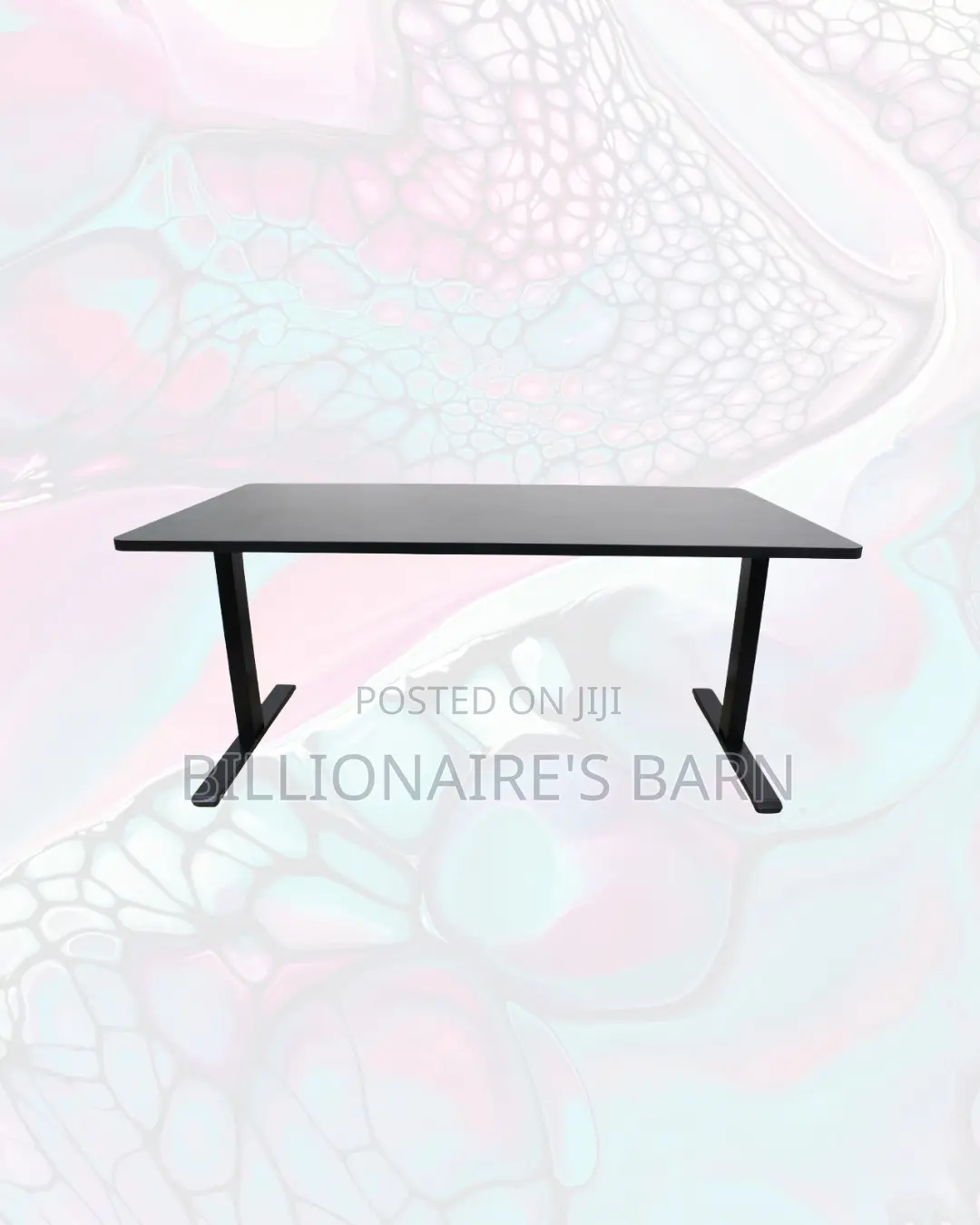 Modernize Your Office Using a Desk Clean Cable-Friendly Workspace