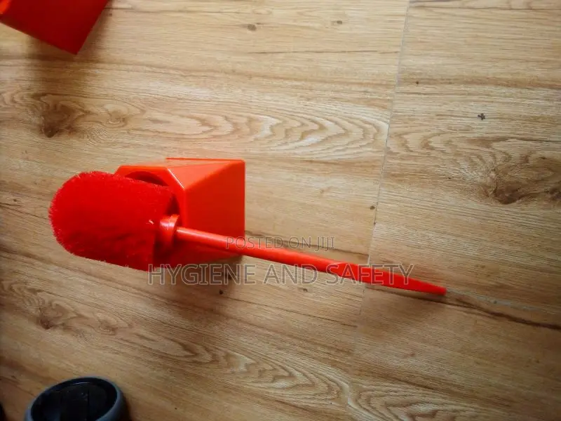 Toilet Brush + Bowl