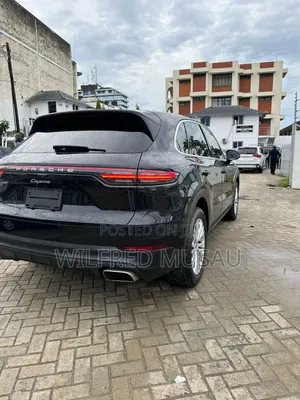 Porsche Cayenne 2018 Black