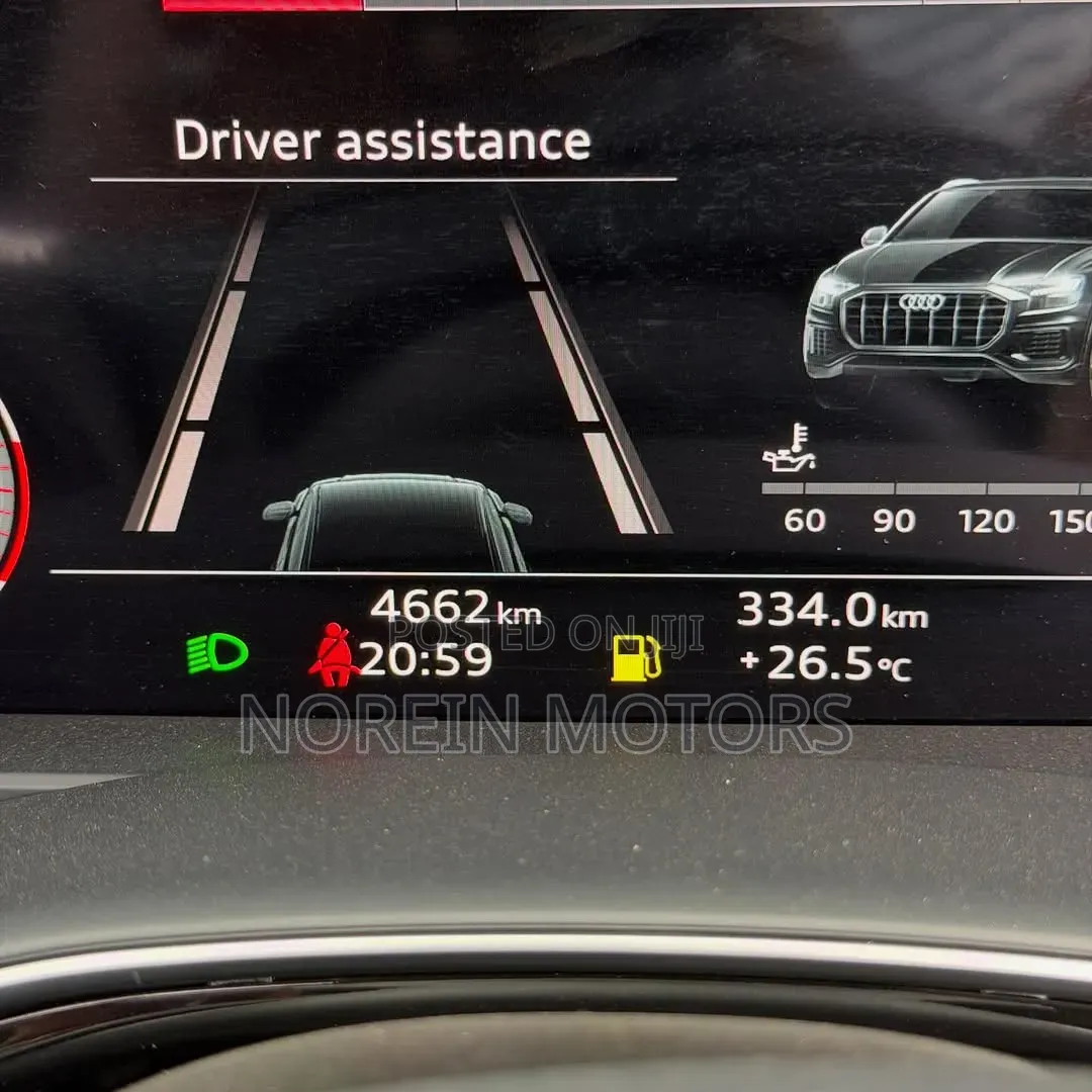 Audi Q8 2021 Blue