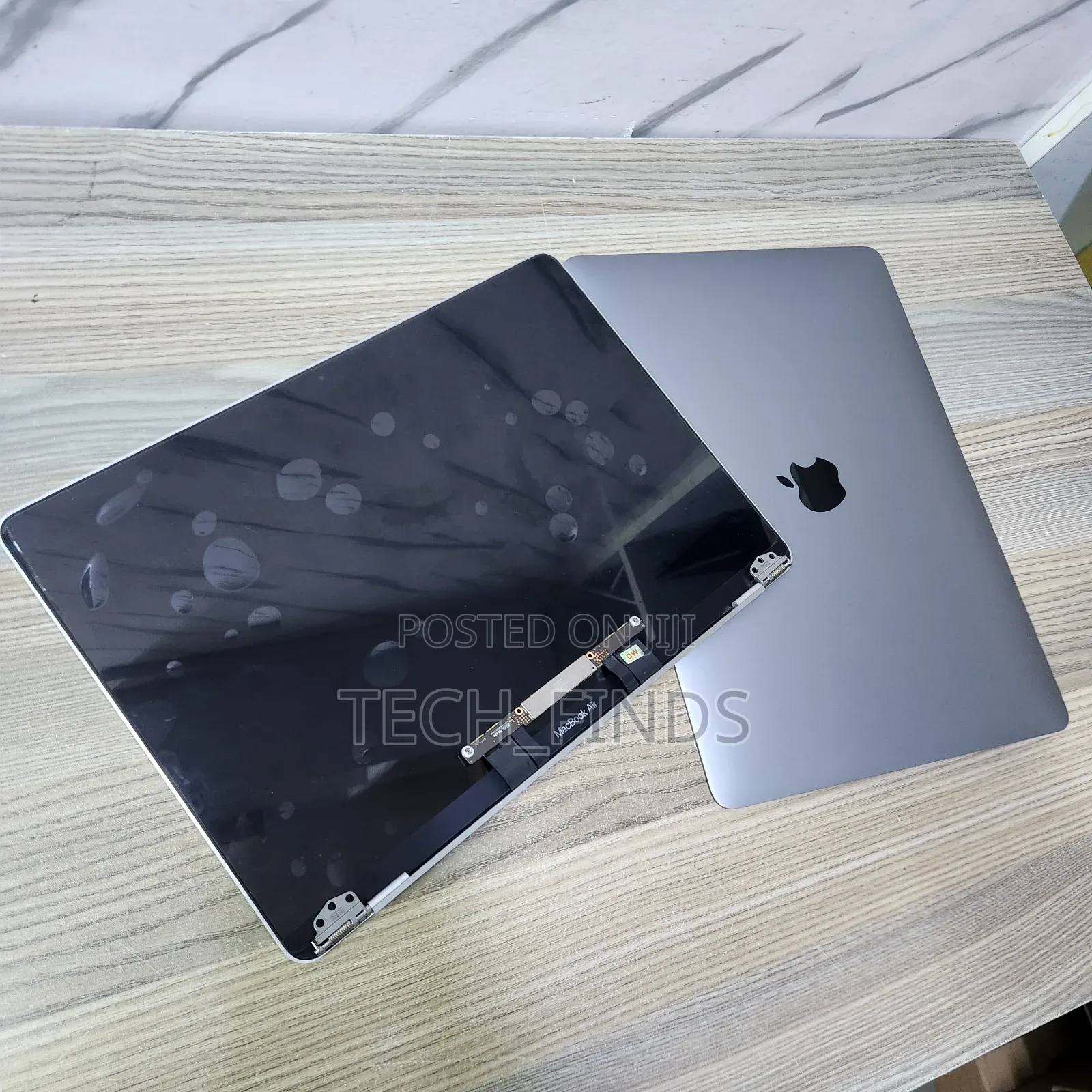 Macbook Pro 13 M1 Pro A2338 Replacement Laptop Screen Grey/Silver