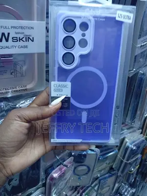 Purple Samsung Galaxy S25 Ultra Magnetic Case From the Classic Series