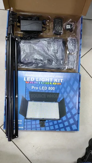 Pro Led 800 Professional Photo Vedio Light Kit Pro Led 800+ Stand