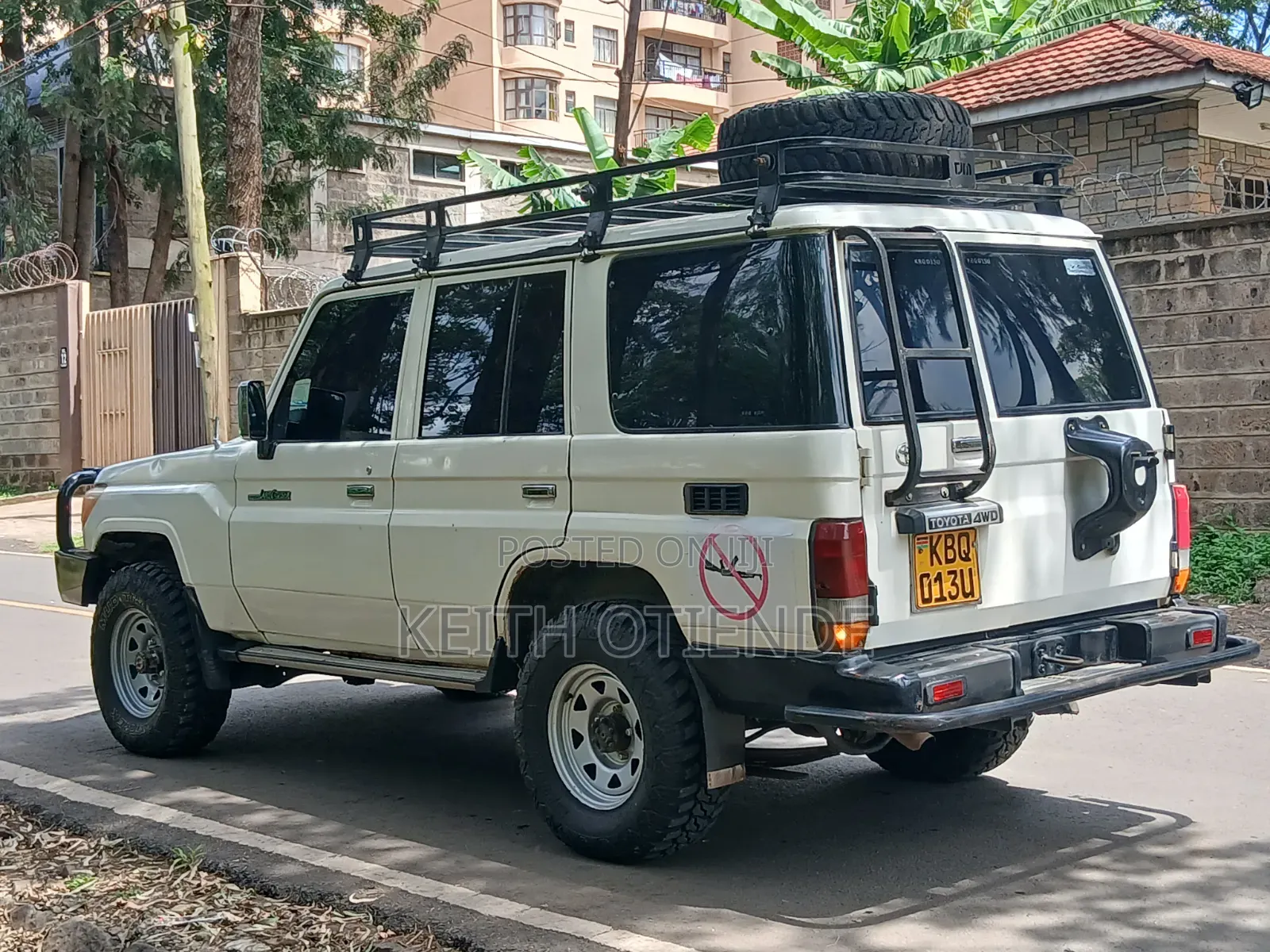 Toyota Land Cruiser 2012 White