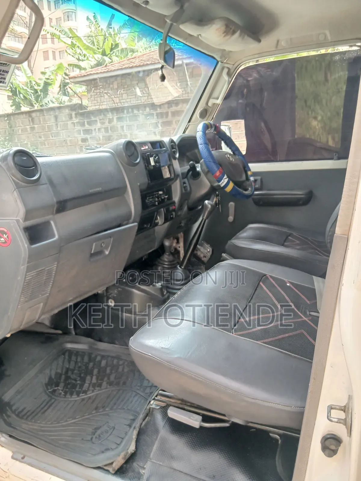 Toyota Land Cruiser 2012 White
