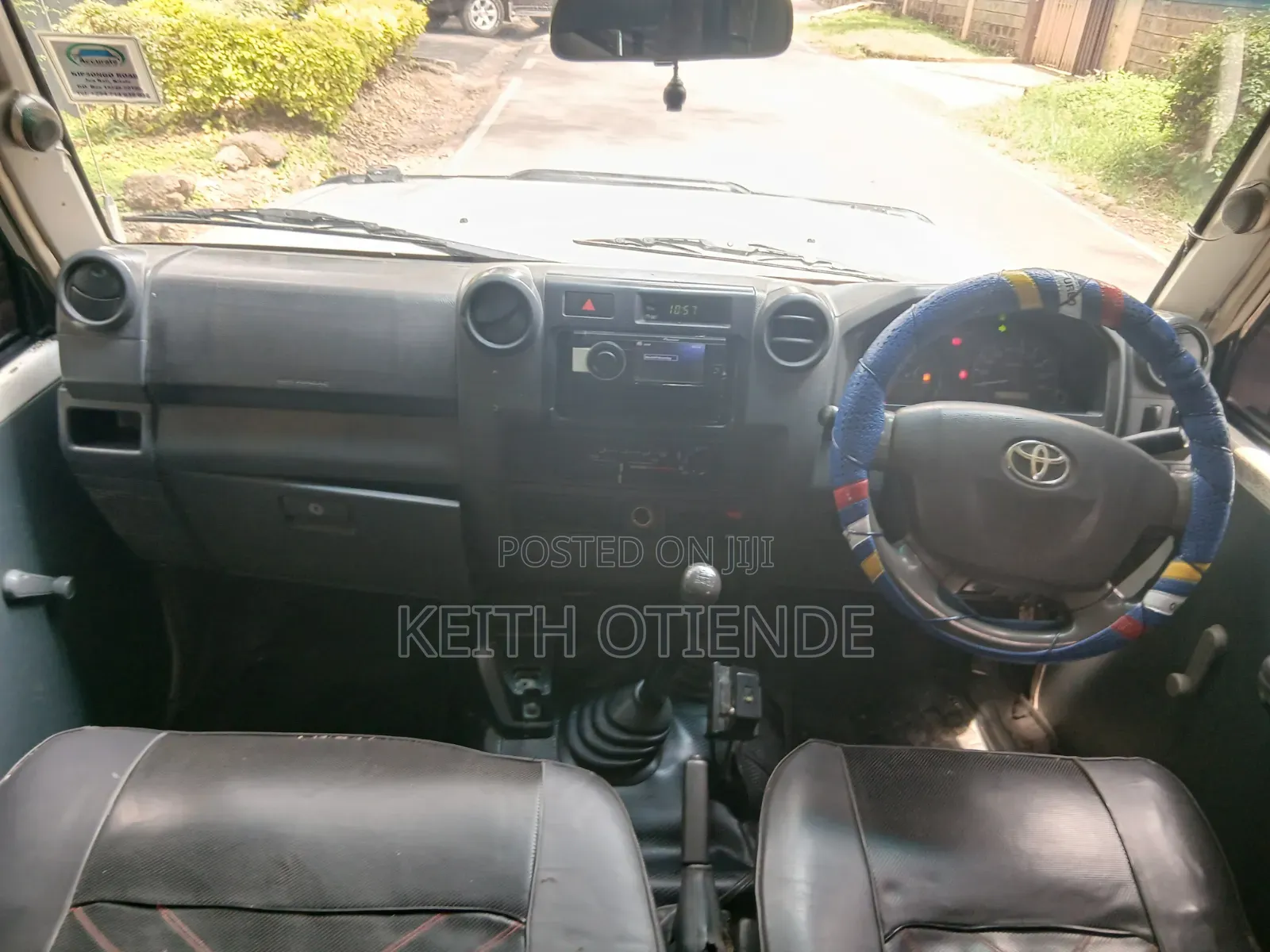Toyota Land Cruiser 2012 White