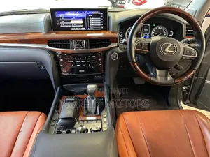 Lexus LX 570 AWD 2018 Gray