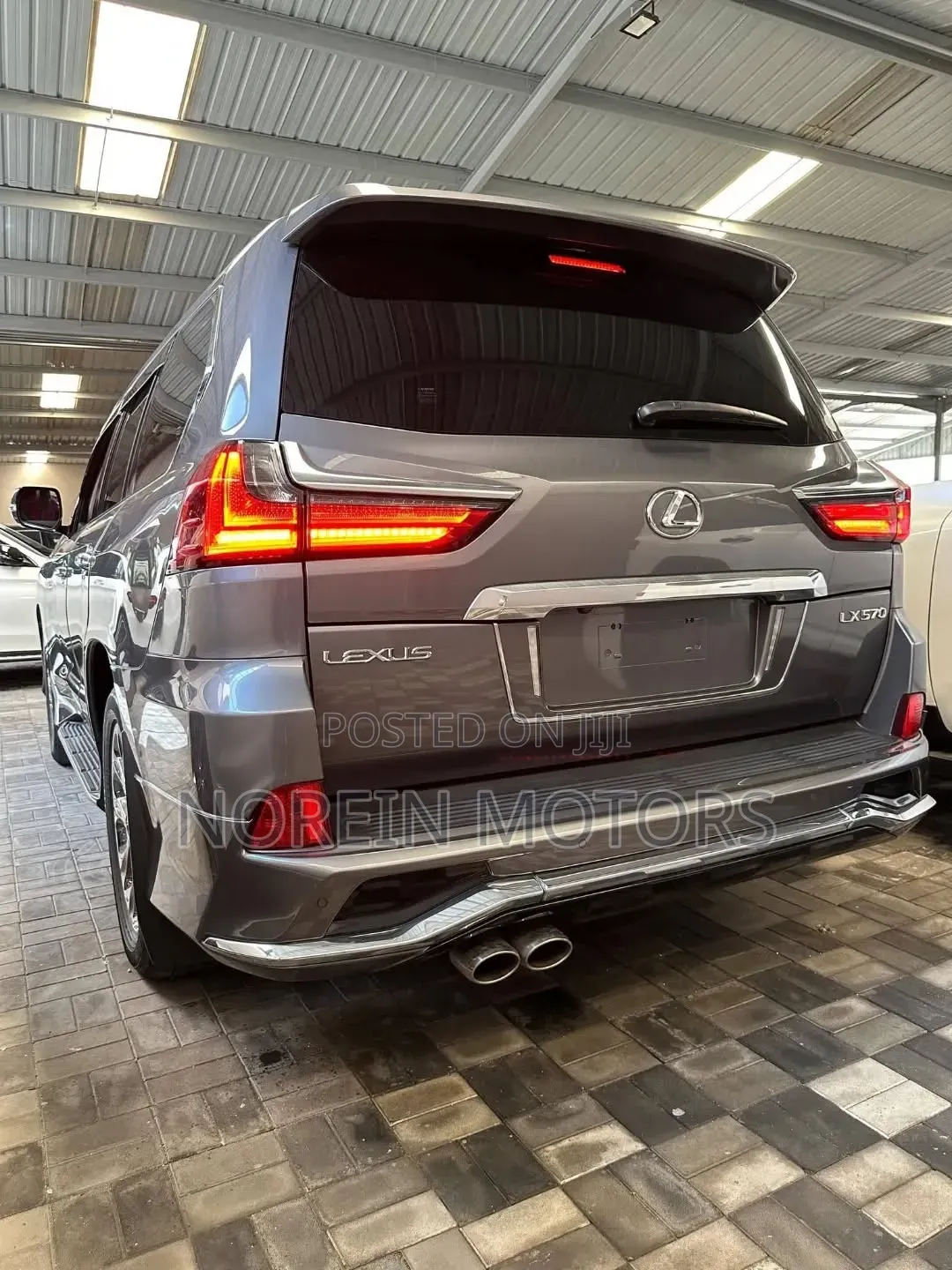 Lexus LX 570 AWD 2018 Gray