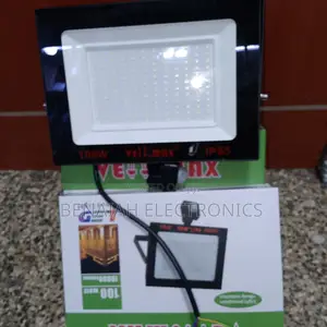 Vellmax Floodlight With Inbuilt Sensor Motion 100watts