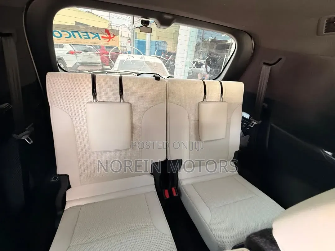 Lexus LX 2023 White