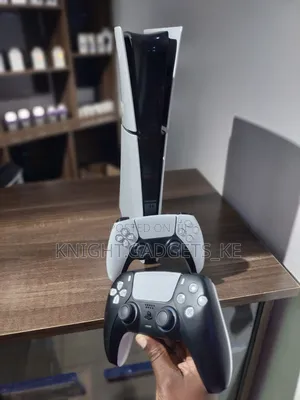 Ps 5 Slim Digital + 2 Controllers
