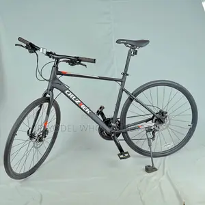 Cruztek 700c Adult Bike – Durable, Stylish Comfortable
