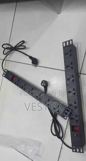 6 Way Uk Style Socket Pdu Rack Mount