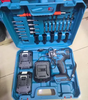 Makita Cordless Impact Wrench and Drill Set