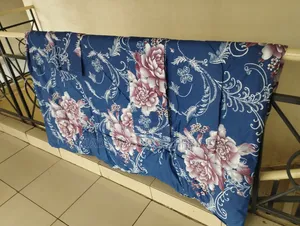 Unbinded Duvet 6*6 Duvet Set With Free Pillow Cases and Bedsheet