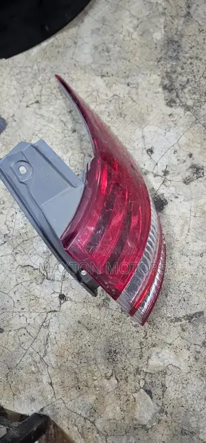 Taillight Estima 2008 ( Red )