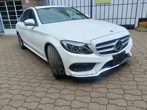 Mercedes-Benz C200 2017 White