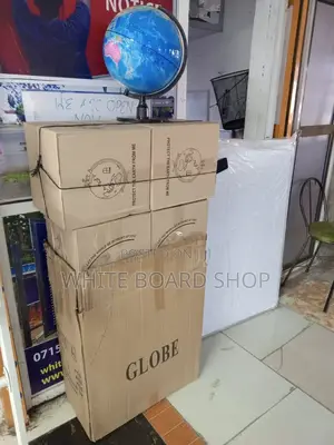 Durable Design Clear Map Details 20cm Globe