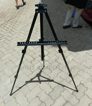 Premium Imported Tripod Stand for Office, School Events