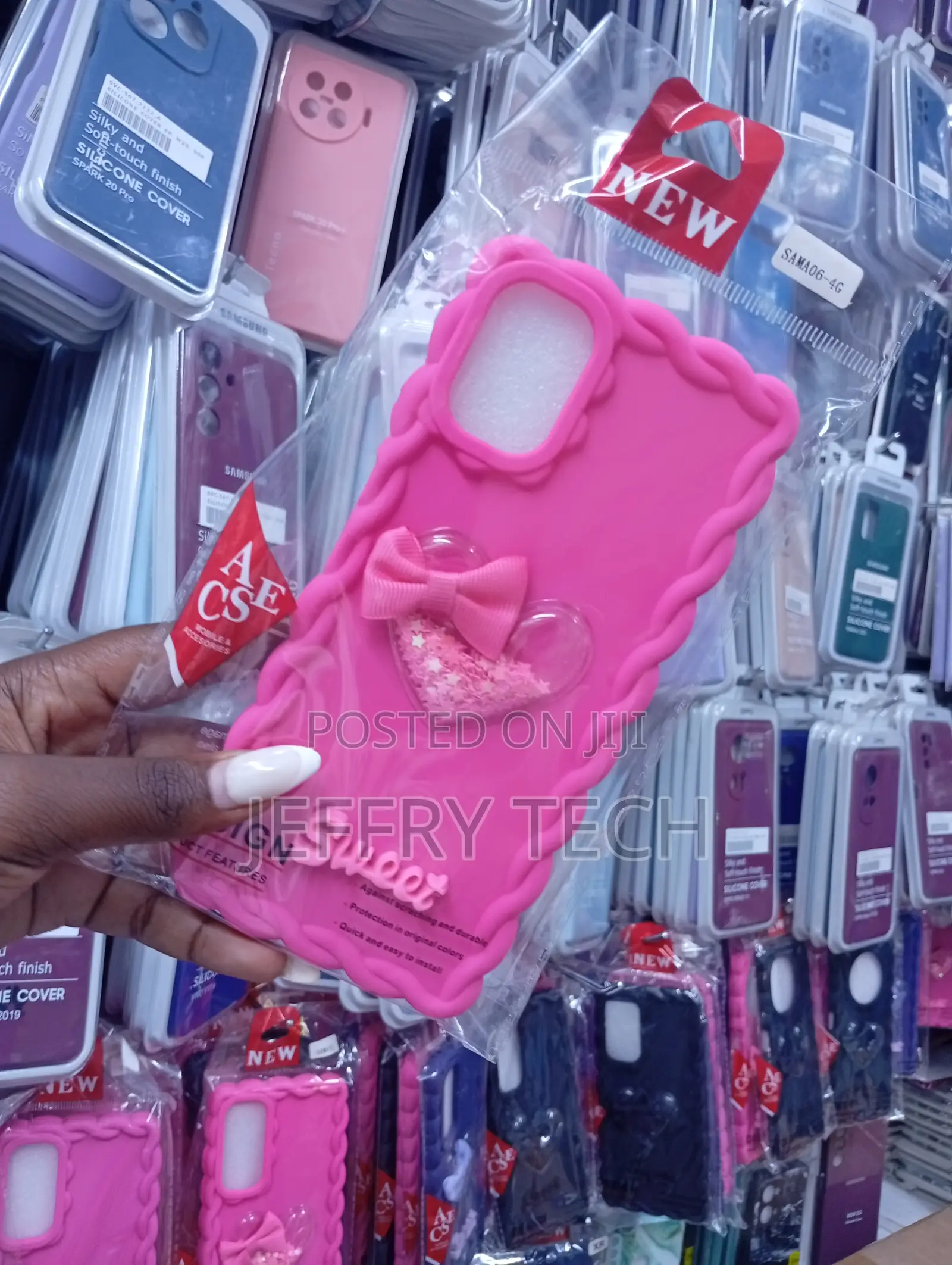 Pink Silicone Phone Case Featuring a Decorative Wavy Edge