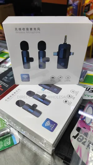 3-in-1 Dual Wireless Lavalier Microphone