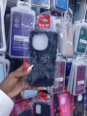 Silicone Phone Cover for a Samsung Galaxy S23 Ultra.