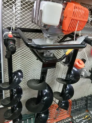 Petrol Powered Earth Auger Machine