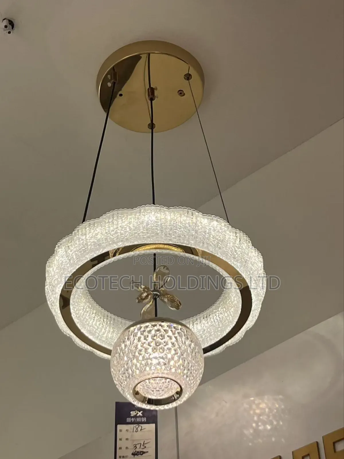3 in 1 Shiny Hanging Light. Shy5
