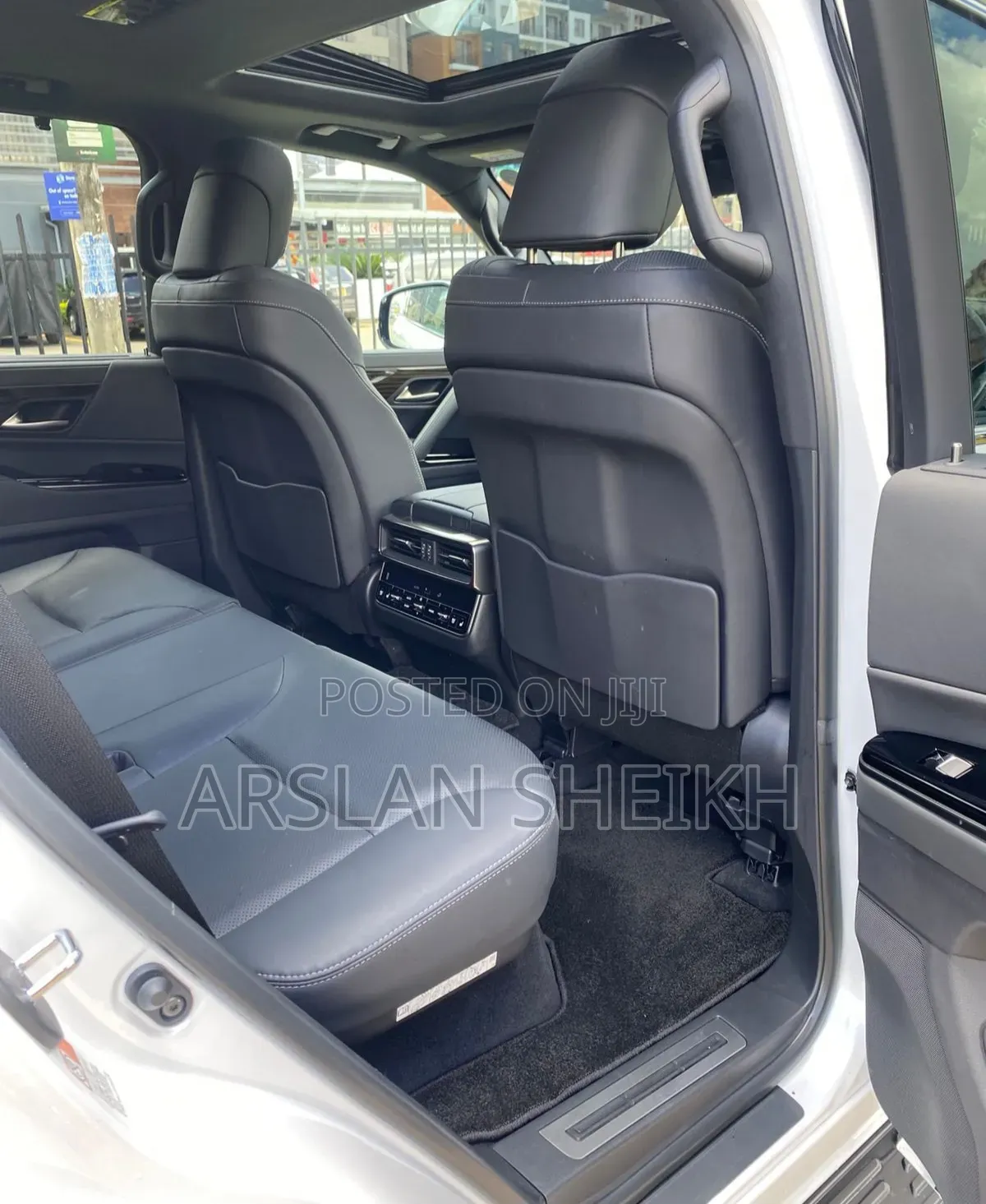 Lexus LX 600 2022 White