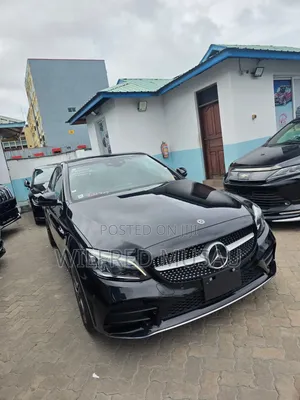 Mercedes-Benz C200 2020 Black