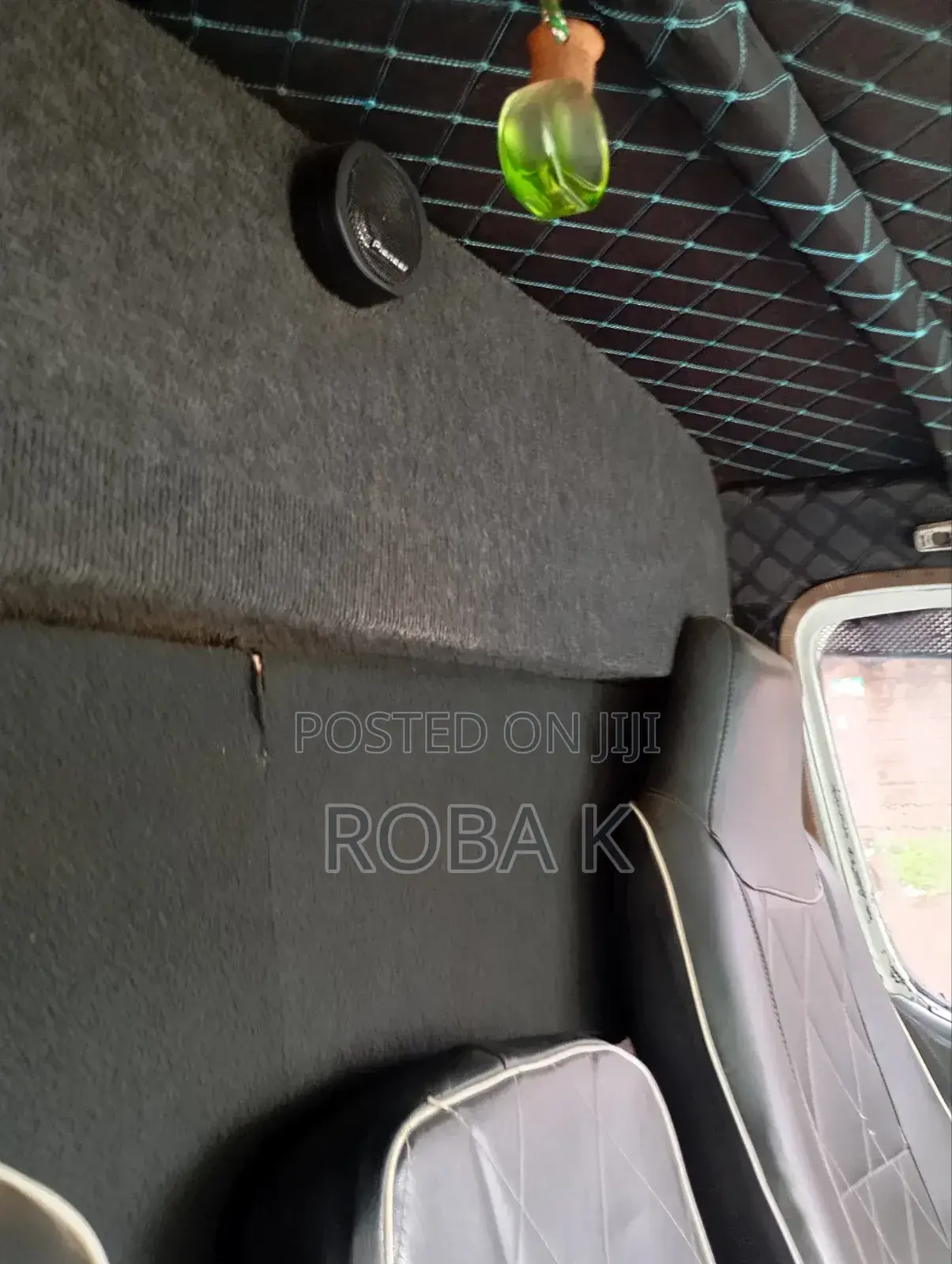 Toyota HiAce 1999 White