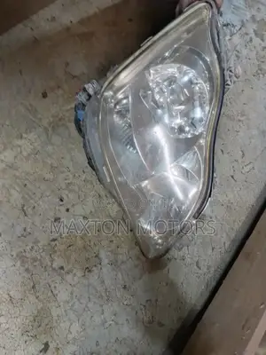 Toyota Crown 2005 Grs200 Headlight