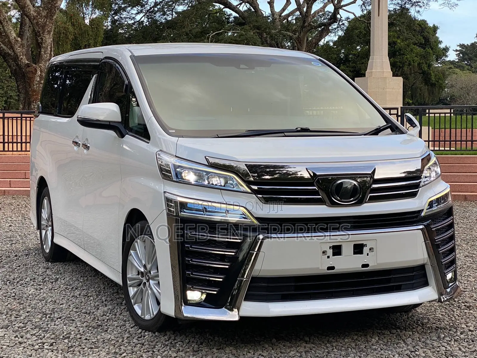 Toyota Vellfire 2019 White