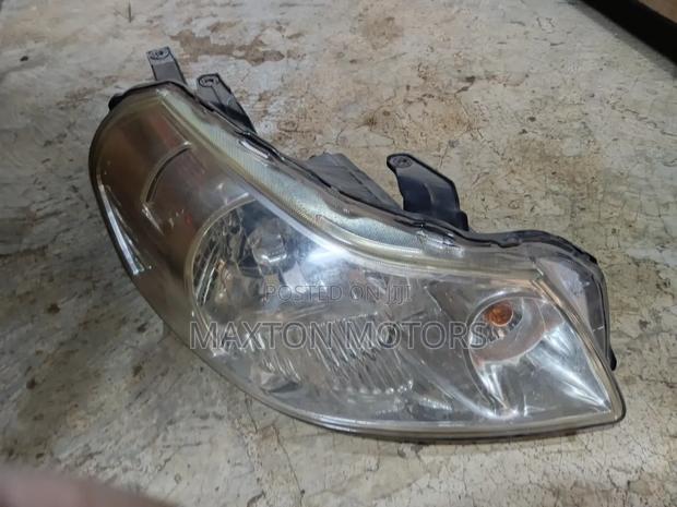 Suzuki Sx4 Headlight - main view