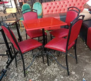 Red Dazzling Restaurant Set