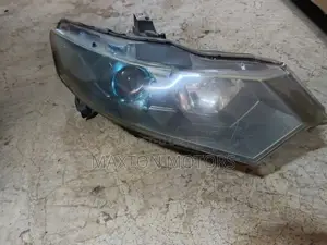 Honda Insight 2008 Headlight Xenon