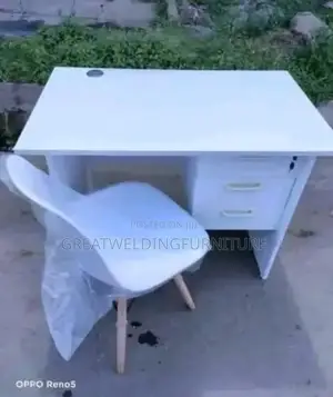 Swivel Office Chair With Desk