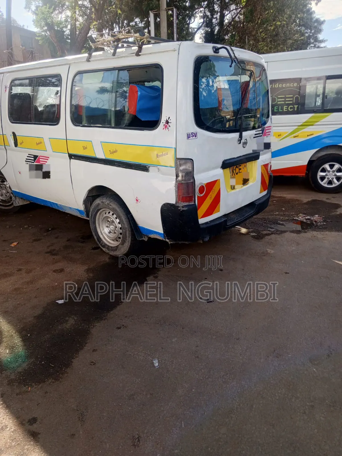 Nissan Caravan (Urvan) 2009 White